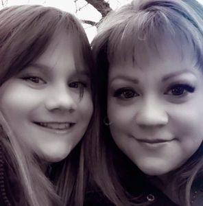 Meet your Posher, Debi